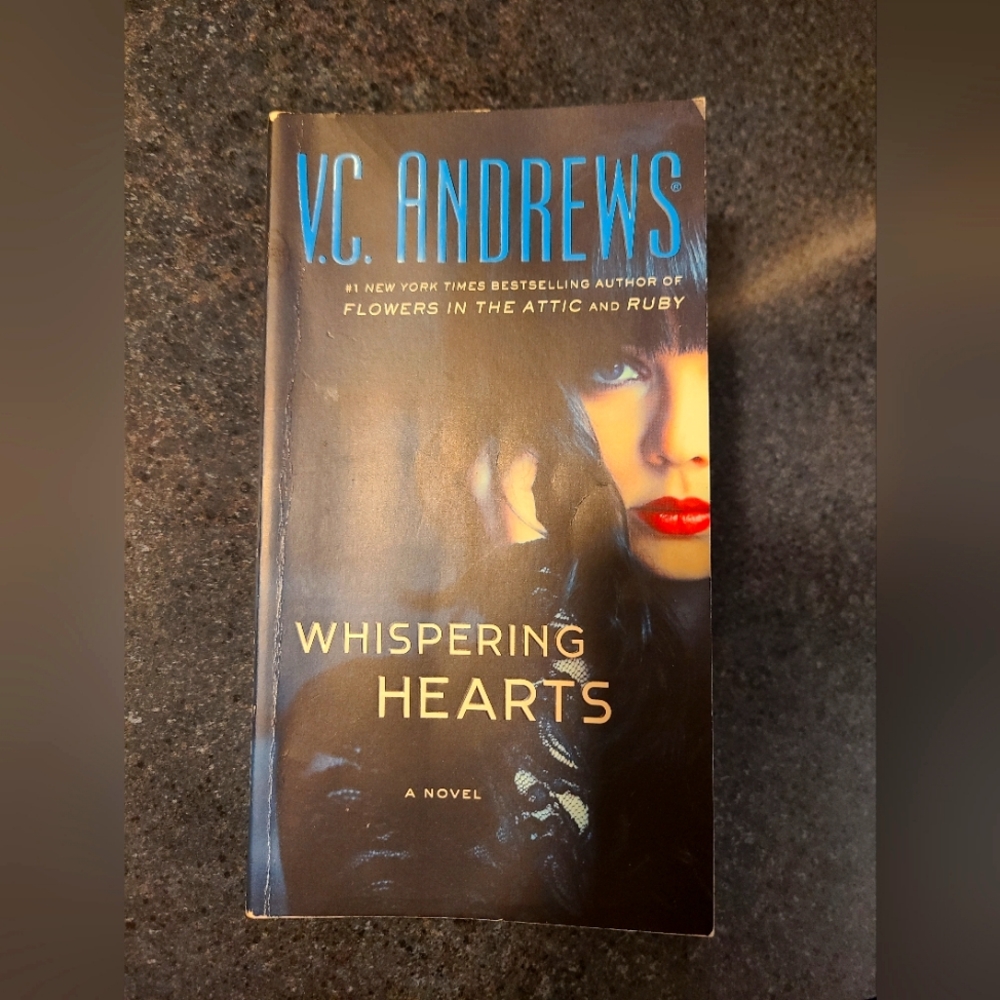 📖 Book V.C. Andrew's "Whispering Hearts" 📖